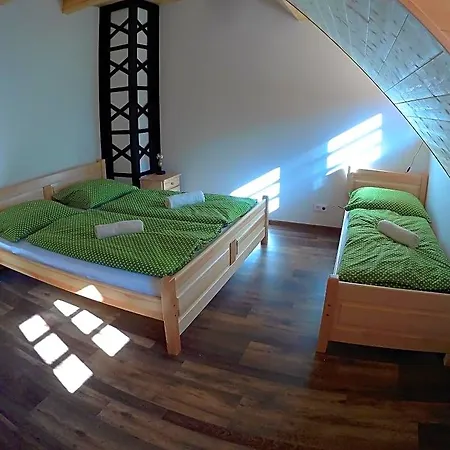 Roubenka Pod Capim Vrchem Hotel *